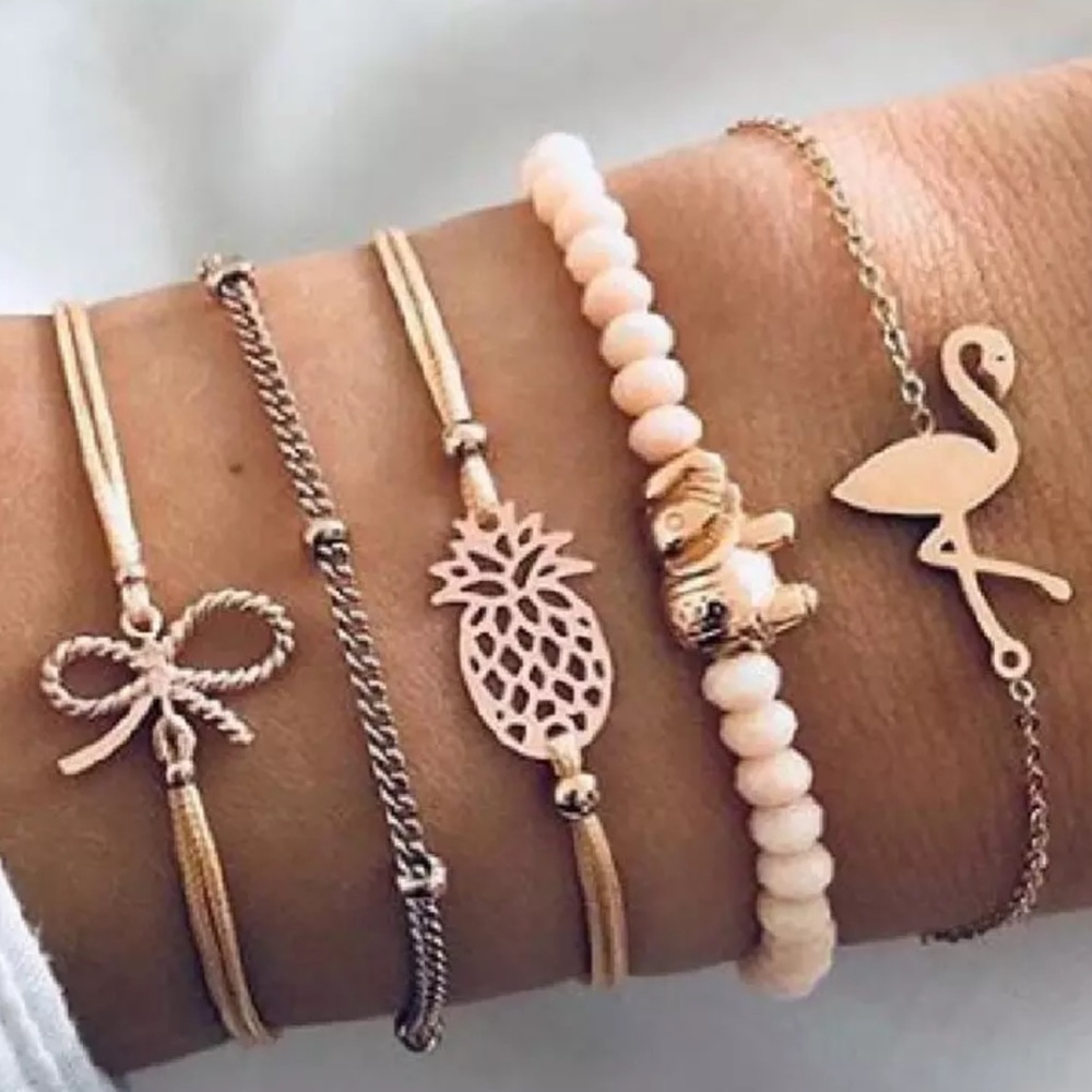 ⭐️ 3 for $22- 5 Boho Bracelet Set in Rose Gold